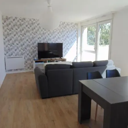 3 Pieces Grande Terrasse Apartment